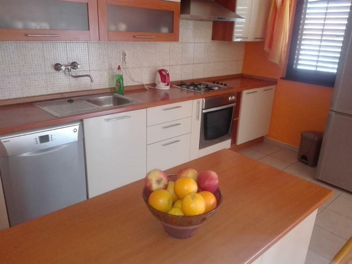 Apartment Luka 特罗吉尔 外观 照片